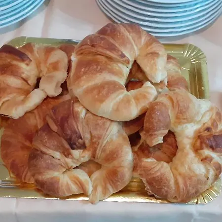 Entrimeña 2 Hotel *